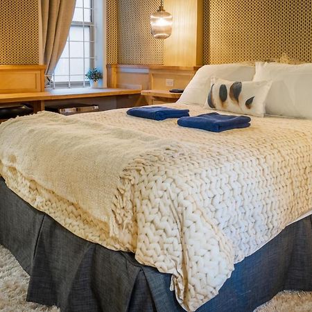 The Cambie Hostel Seymour Ванкувер Экстерьер фото
