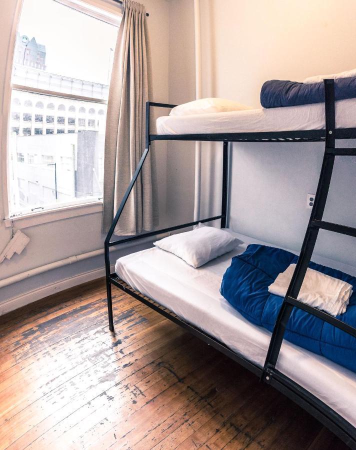 The Cambie Hostel Seymour Ванкувер Экстерьер фото